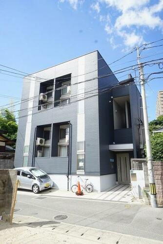 室見館 2階建