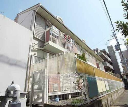 京都府京都市伏見区深草開土町 2階建