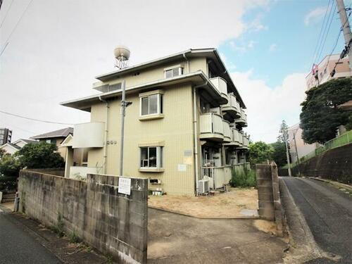 福岡県北九州市小倉北区井堀１丁目 3階建
