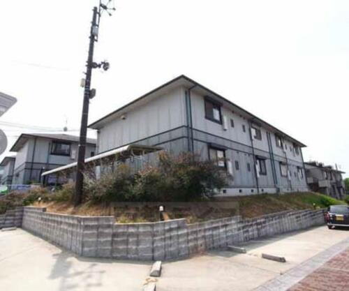 京都府木津川市梅美台７丁目 2階建