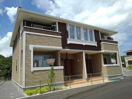 岡山県和気郡和気町日室 築5年10ヶ月 2階建