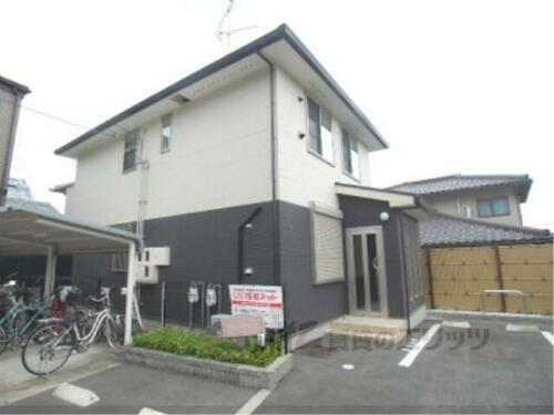 ＭＡＩＳＯＮ　ＤＥ　ＬＡ　ＭＥ 2階建