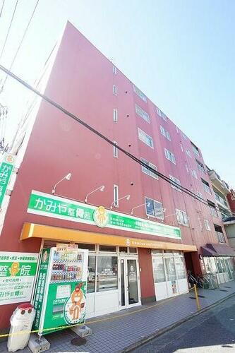 チョコレートビル 6階建