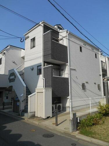 ベネフィスタウン箱崎東ＩＩＩ 2階建