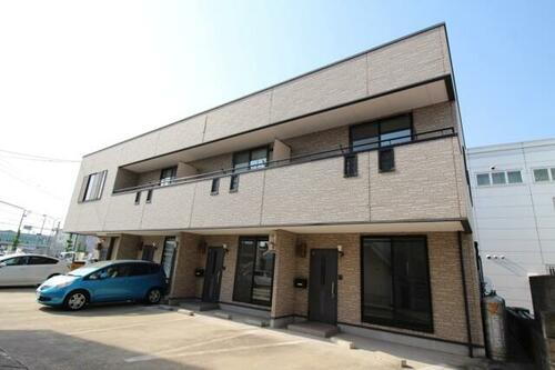 岡山県岡山市北区十日市中町 タウンハウス