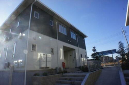 ラ・クレール　Ｂ 2階建