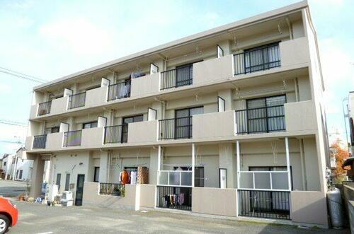 城南ヒルズ 3階建