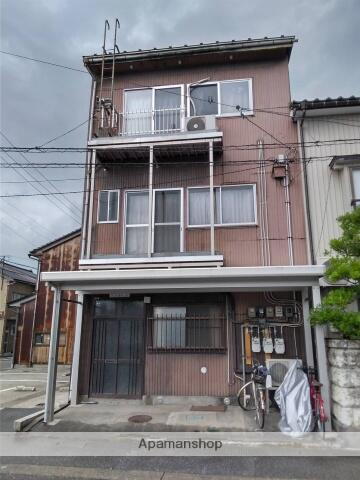 ラフィネゆうび 3階建