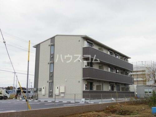 ラヴィーヌみどりの 3階建