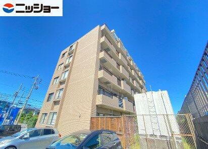 スカイコートウスイ 6階建