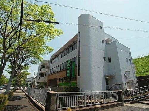 シャトーすずらん３ 3階建