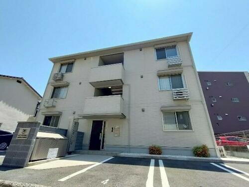 ＫＴＰＡＲＫ牛田シティ 3階建