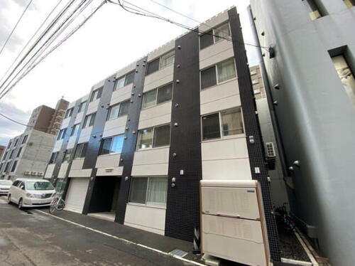 北海道札幌市中央区南二条西２２丁目 4階建 築4年10ヶ月