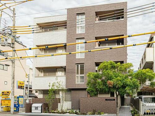 Ｓｈａｍａｉｓｏｎ　Ｓｔａｃｉａ　津門宝津 4階建