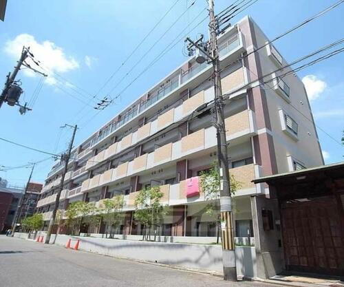 京都府京都市伏見区深草西浦町２丁目 5階建