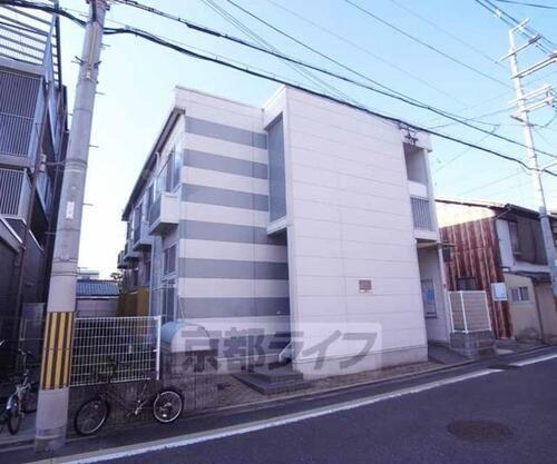 レオパレス万里小路 2階建