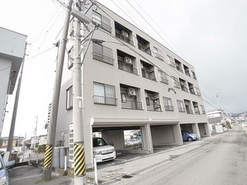 リヴェール入船 4階建