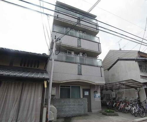 京都府京都市上京区南新在家町 4階建