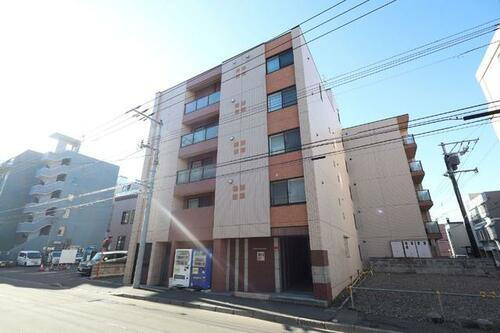 Ｋ１３ 5階建