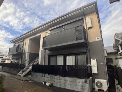 カーサ　アゼリア 2階建
