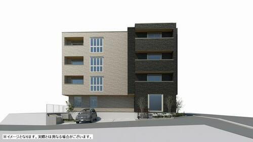 コルマル 4階建