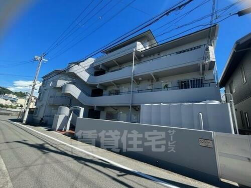 兵庫県神戸市垂水区大町１丁目 4階建