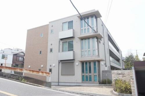 エスぺランサヒルズ 3階建