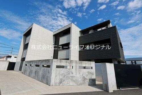 神奈川県海老名市中新田５丁目 賃貸マンション