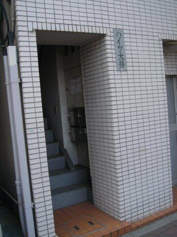 ハイツ大井 3階建