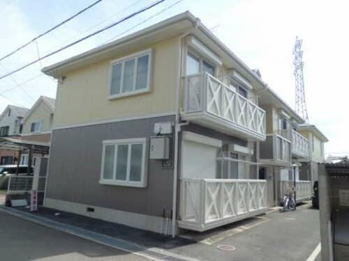 リンデンハイツ２号館 2階建