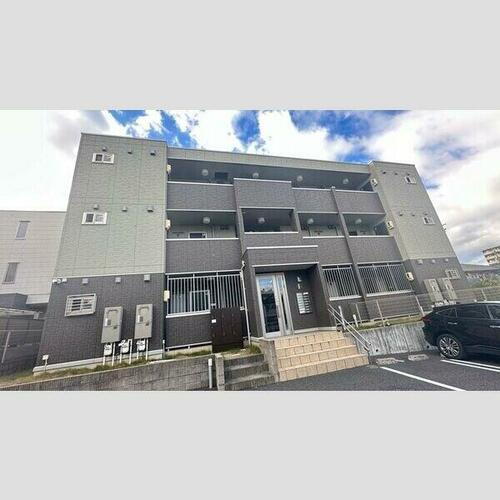 グランドール　千種 3階建