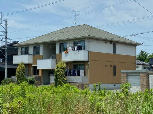 福岡県糟屋郡宇美町光正寺２丁目 2階建