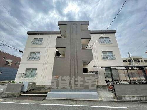 愛知県名古屋市中川区上高畑２丁目 3階建
