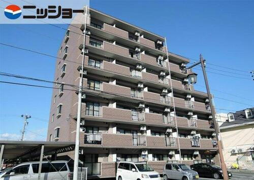 シュクル 7階建
