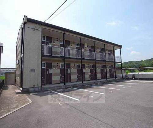 京都府京田辺市宮津佐牙垣内 2階建