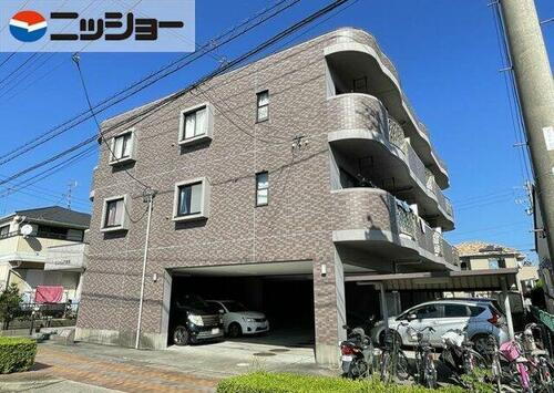 セントレア余野 3階建