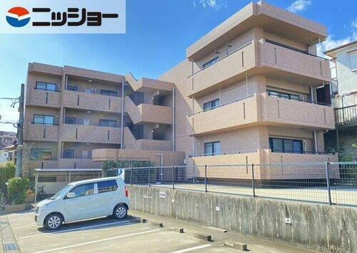 背戸山ヒルズ 3階建