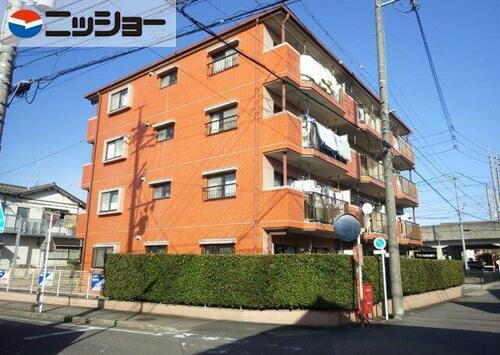 ファミールモリ 4階建