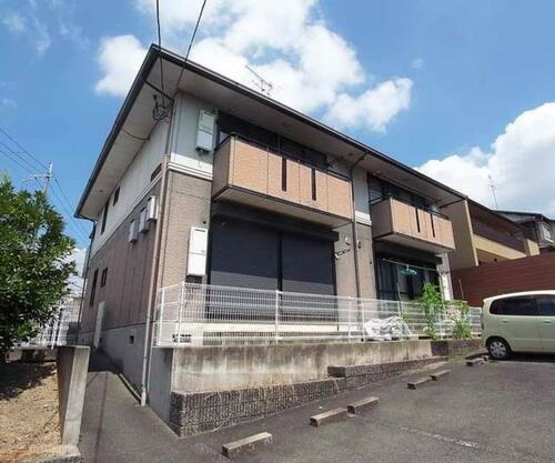京都府京都市伏見区深草大亀谷岩山町 2階建