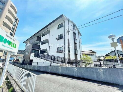ブルーム三ヶ森 4階建
