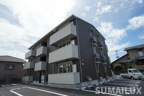 熊本県熊本市東区花立３丁目 3階建