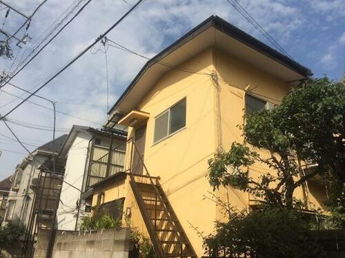 神宮荘 3階建