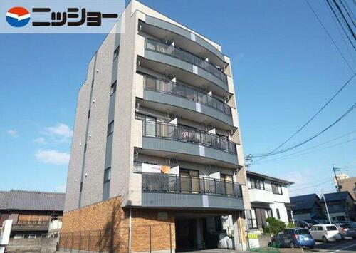 パレ・ジュイール 5階建