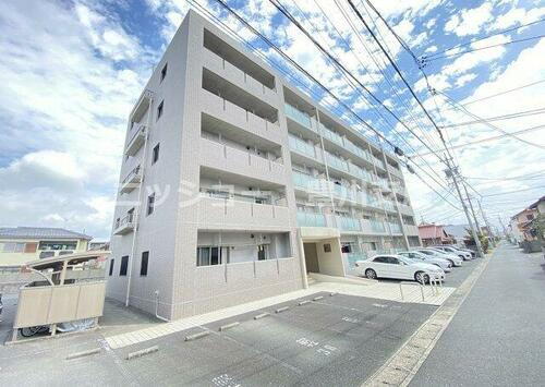 リベルテＯＮＥ 5階建