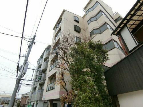 ゴールデンゲートブリッジ 6階建