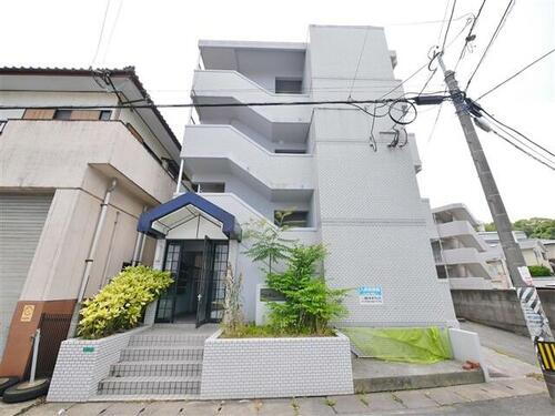 シャトレ穴生Ⅱ 4階建