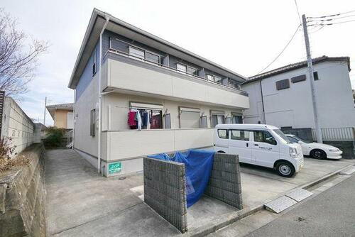 埼玉県入間市宮寺 2階建