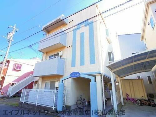 静岡県静岡市駿河区中吉田 2階建