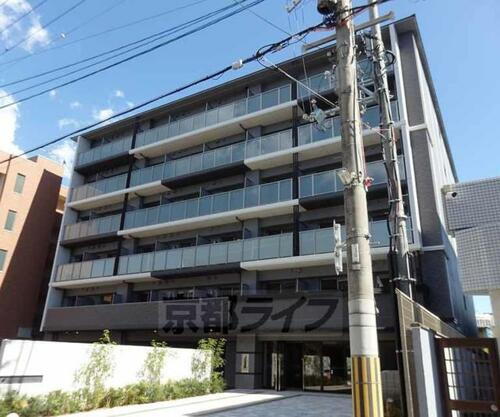 アドバンス京都フェリス 6階建