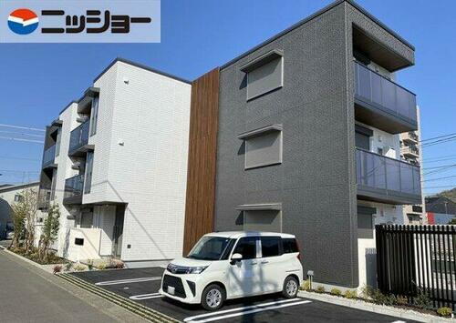 岐阜県各務原市鵜沼各務原町３丁目 賃貸マンション